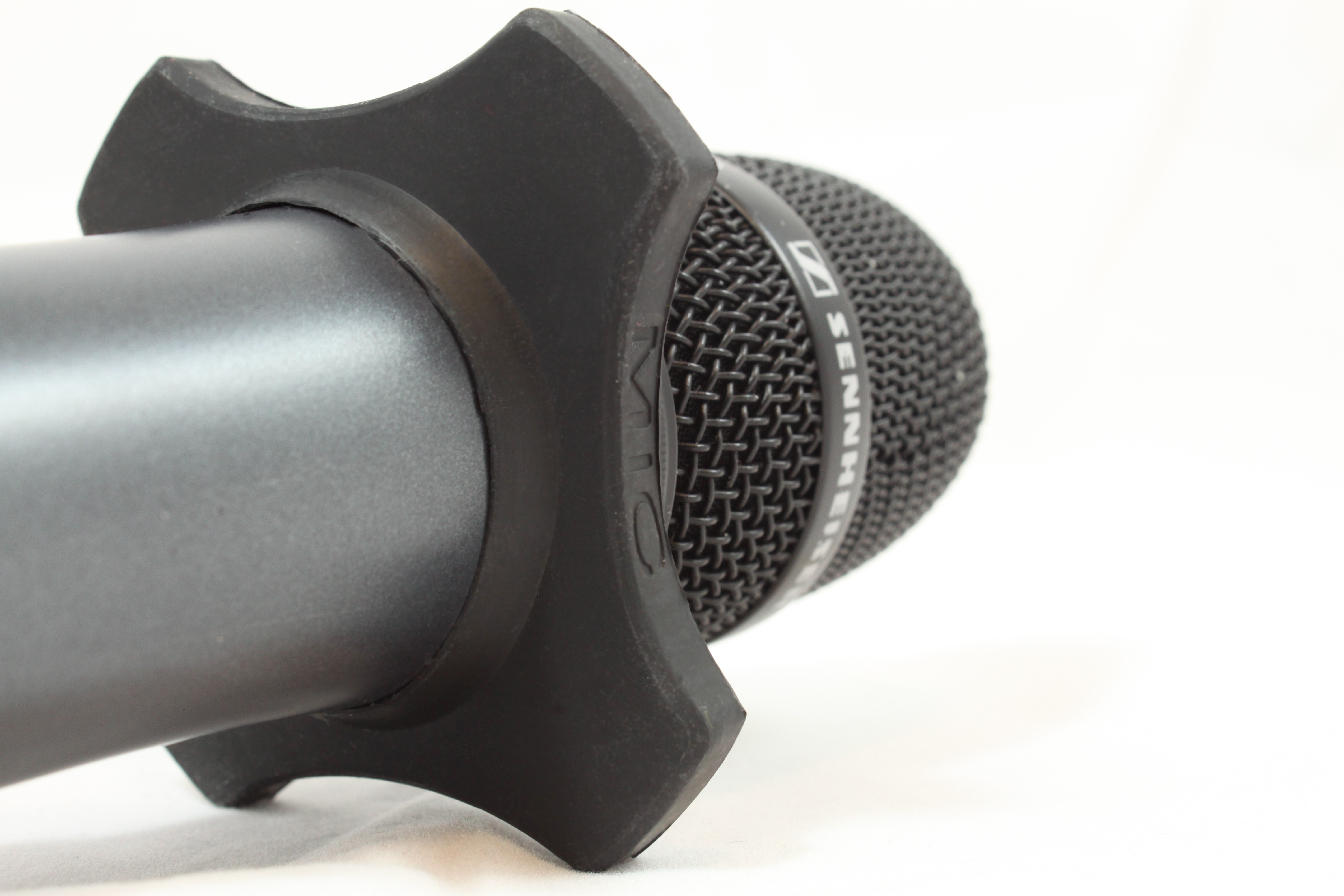 microSTOP Silent – Rollschutzring für Handmikrofone (25 Stück)